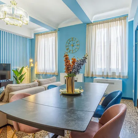 Dolcevita Penthouse - A Due Passi Dalla Ghirlandina *