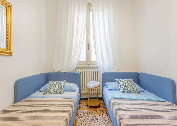 Dolcevita Penthouse - A Due Passi Dalla Ghirlandina Apartament Modena