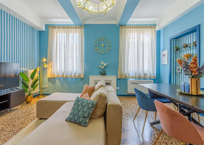 Dolcevita Penthouse - A Due Passi Dalla Ghirlandina * Modena